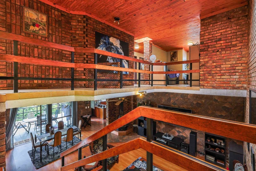 4 Bedroom Property for Sale in Hartbeespoort North West